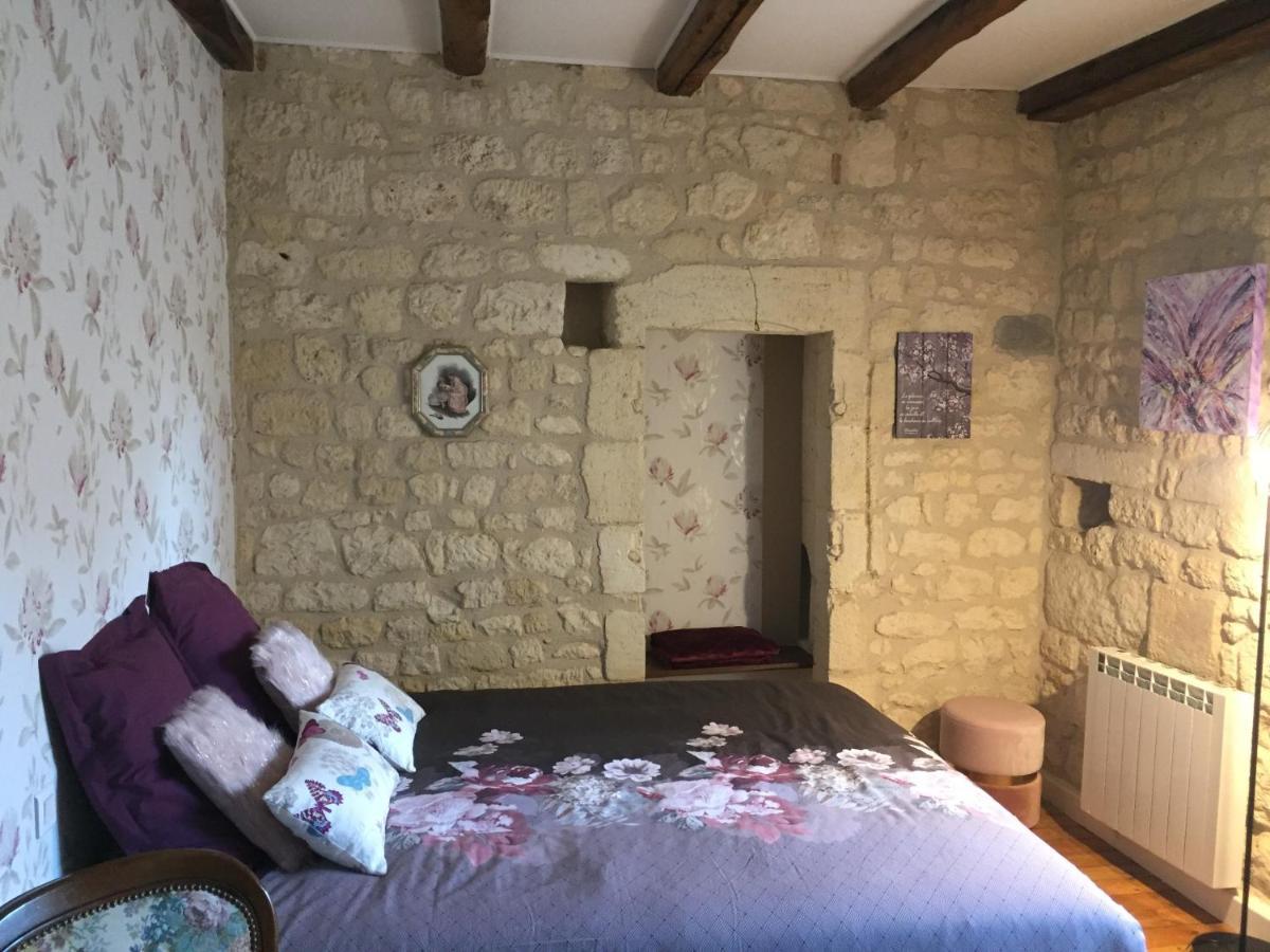 Bed and Breakfast De Charme Et D'Eau Saint-Savinien Exteriér fotografie